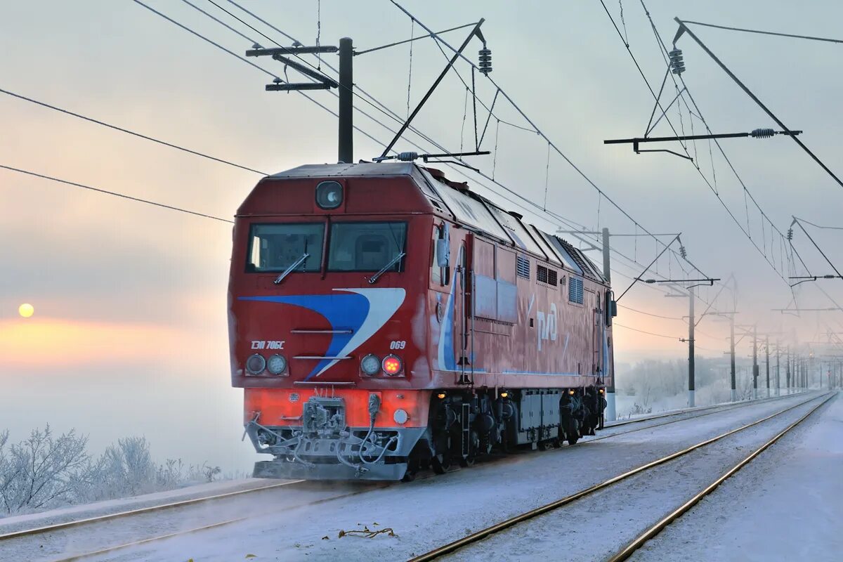 Поезд 209 Саратов. Следующая станция февраль картинки. Картинки с железнодорожной тематикой с юмором. Тэп зимой