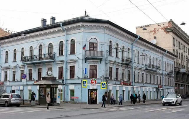 База мотор суворовский пр 14 пятигорск фото Сквер финансистов со "счастливым рублем" открыли на Суворовском проспекте МК С