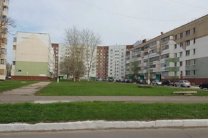 Сююмбике 75 нижнекамск. Город нижнекамск улица. Город нижнекамск улица. Сююмбике 20 нижнекамск. Нижнекамск улица мурадьяна 2.