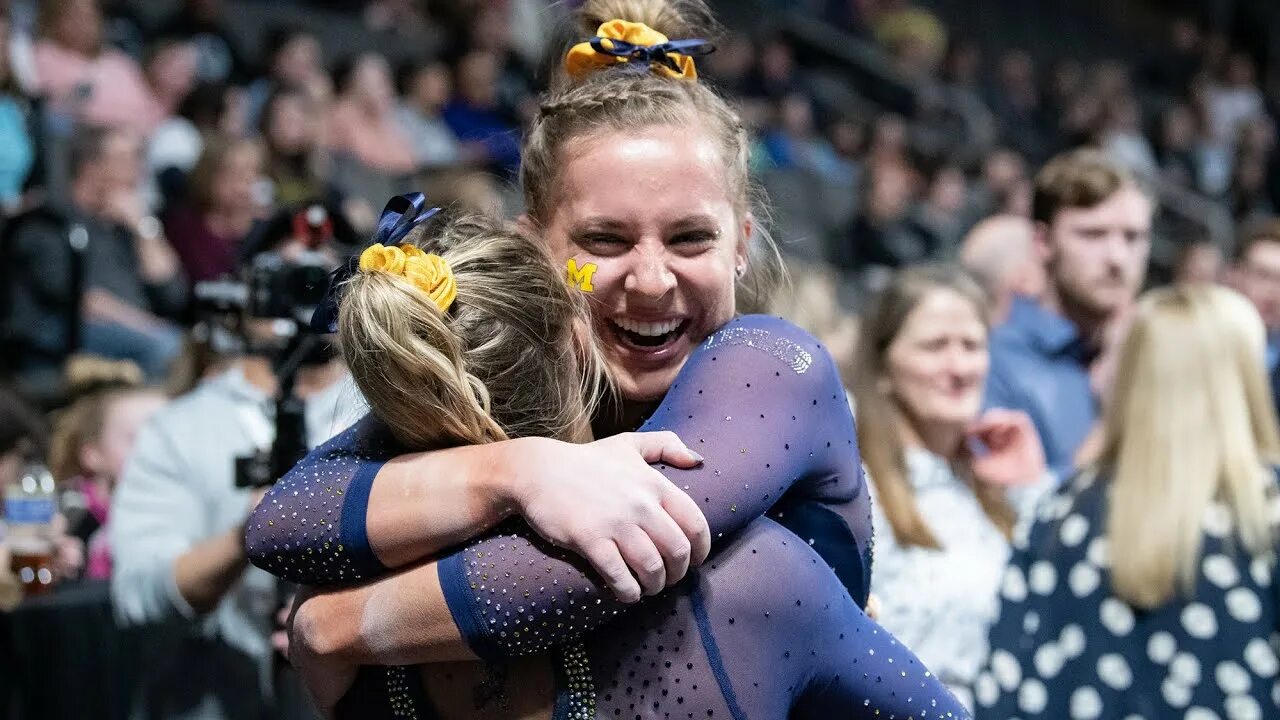 Эбби хенсель вышла замуж. Фестивале Michigan women's, фото. Музыкальном фестивале Michigan women's. Michigan women's.