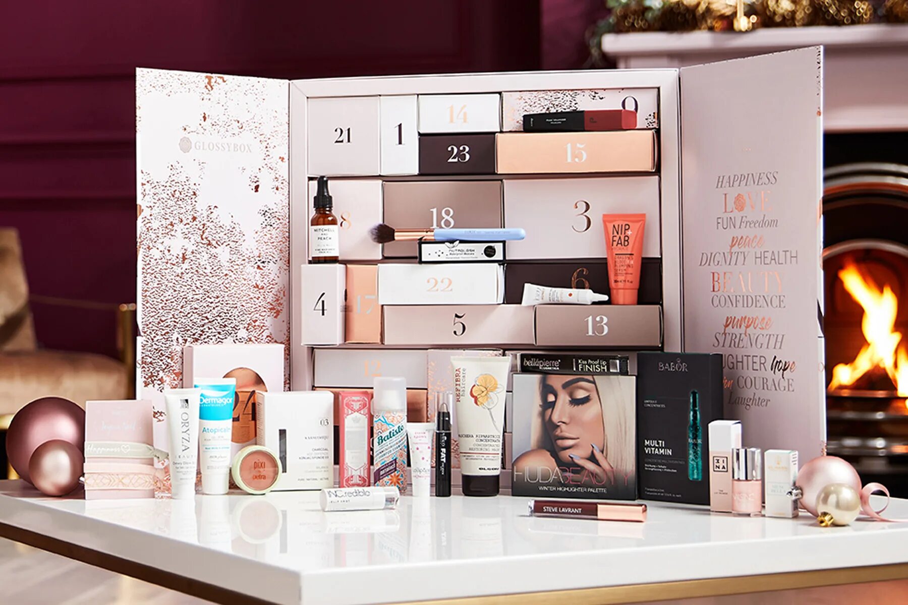 Lookfantastic адвент. Glossybox. Glossybox Limited Edition. Glossybox Advent 2022 наполнение.