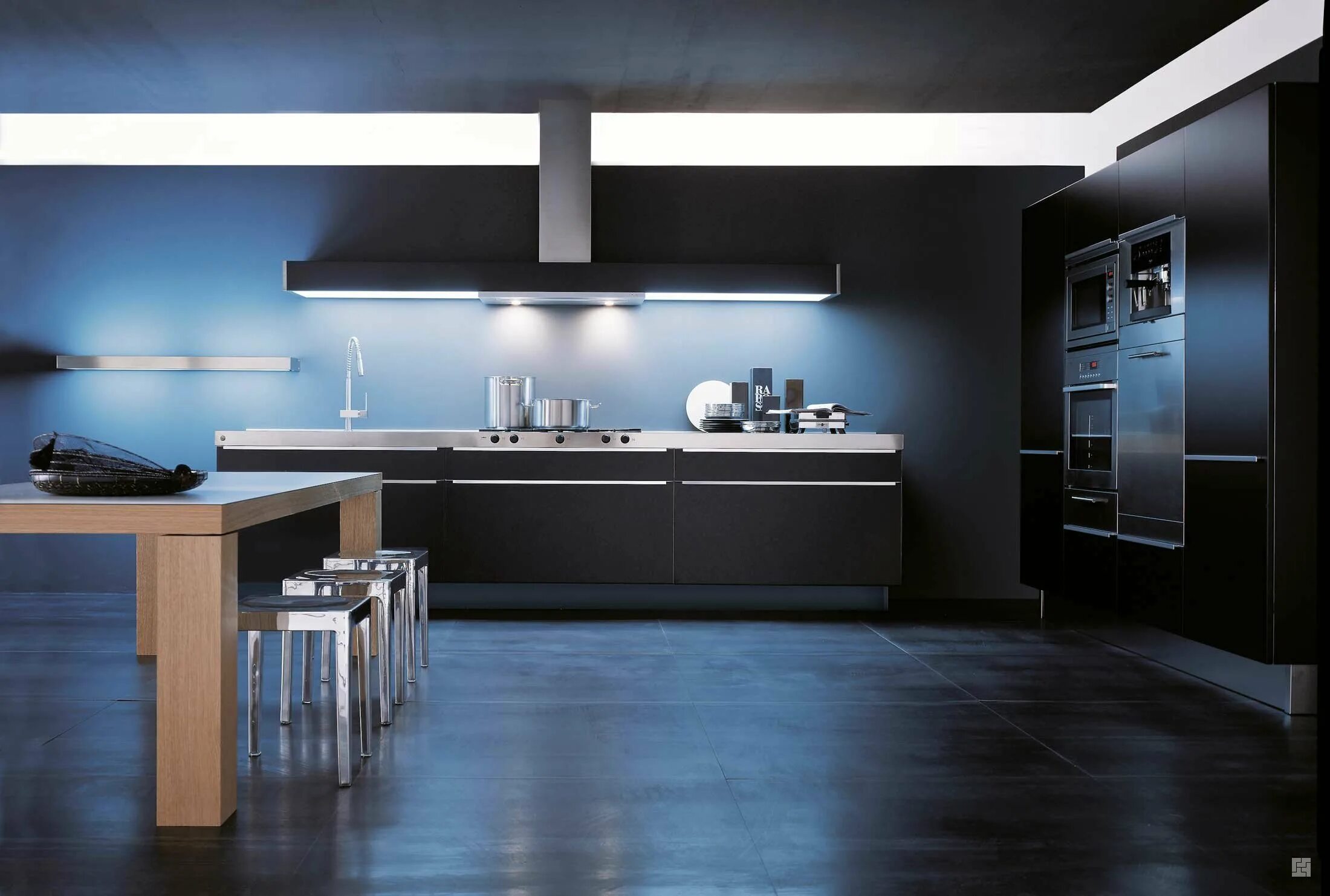 Подсветка для кухни. Современные кухни. Современная кухня с подсветкой. Освещение на кухне. Кухня с подсветкой фото