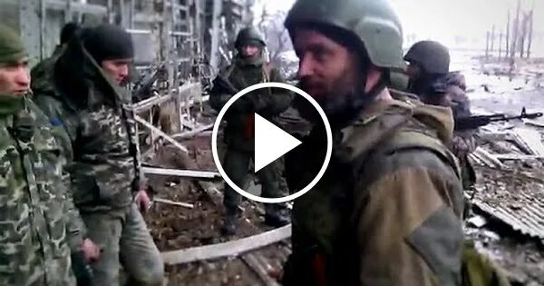 Солдат едет домой. Аэропорт пленные. Аэропорт пленные. Битва за донецкий аэропорт 2014. Аэропорт пленные.