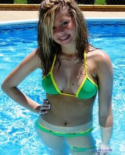 Slideshow sherri green bikini.