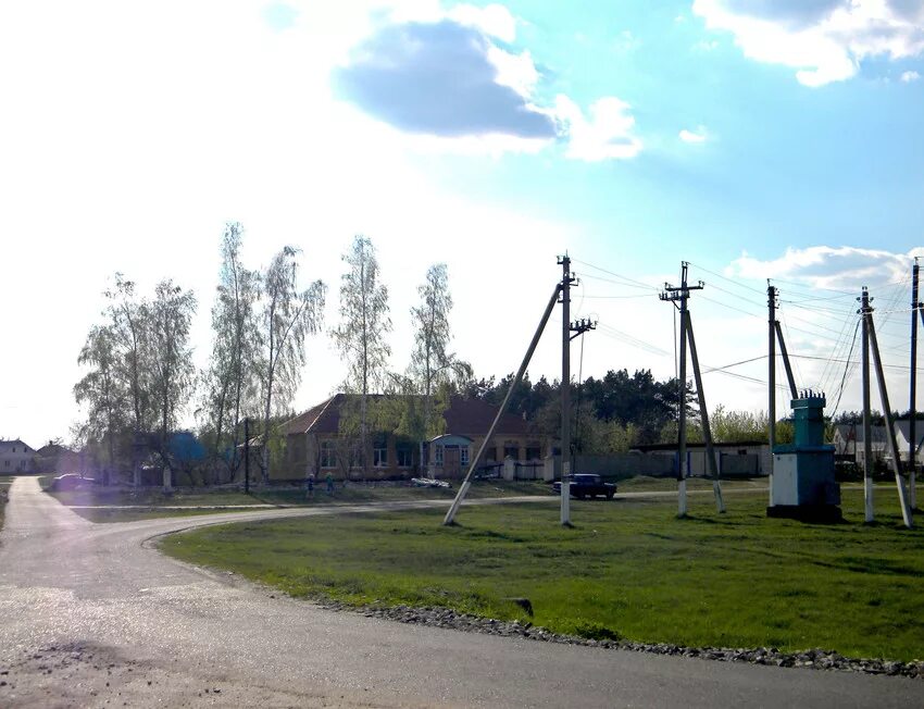 Глотово грайворонского. Глотово грайворонского. Глотовский сдк. Деревенский мемориал. Глотово грайворонского.