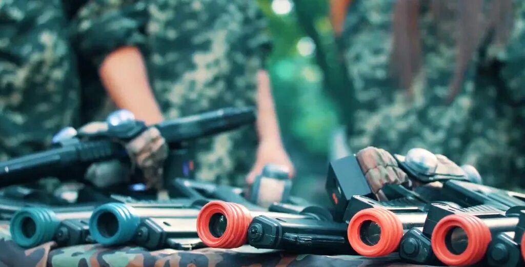 Lasertag оборудование. Спортивный лазертаг. Стрельба лазертаг. Автомат лазертаг. Лазертаг 2024