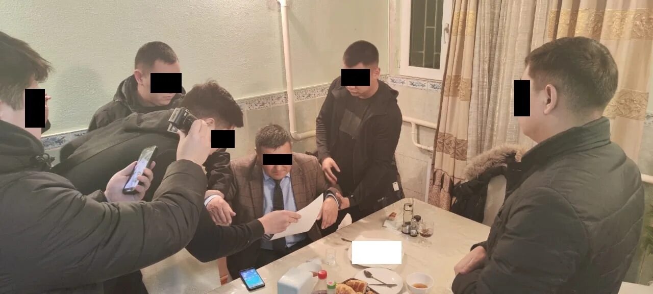 Наказание за взятку в коррупции. ГКНБ Канкулиев. Коррупция Бишкек.