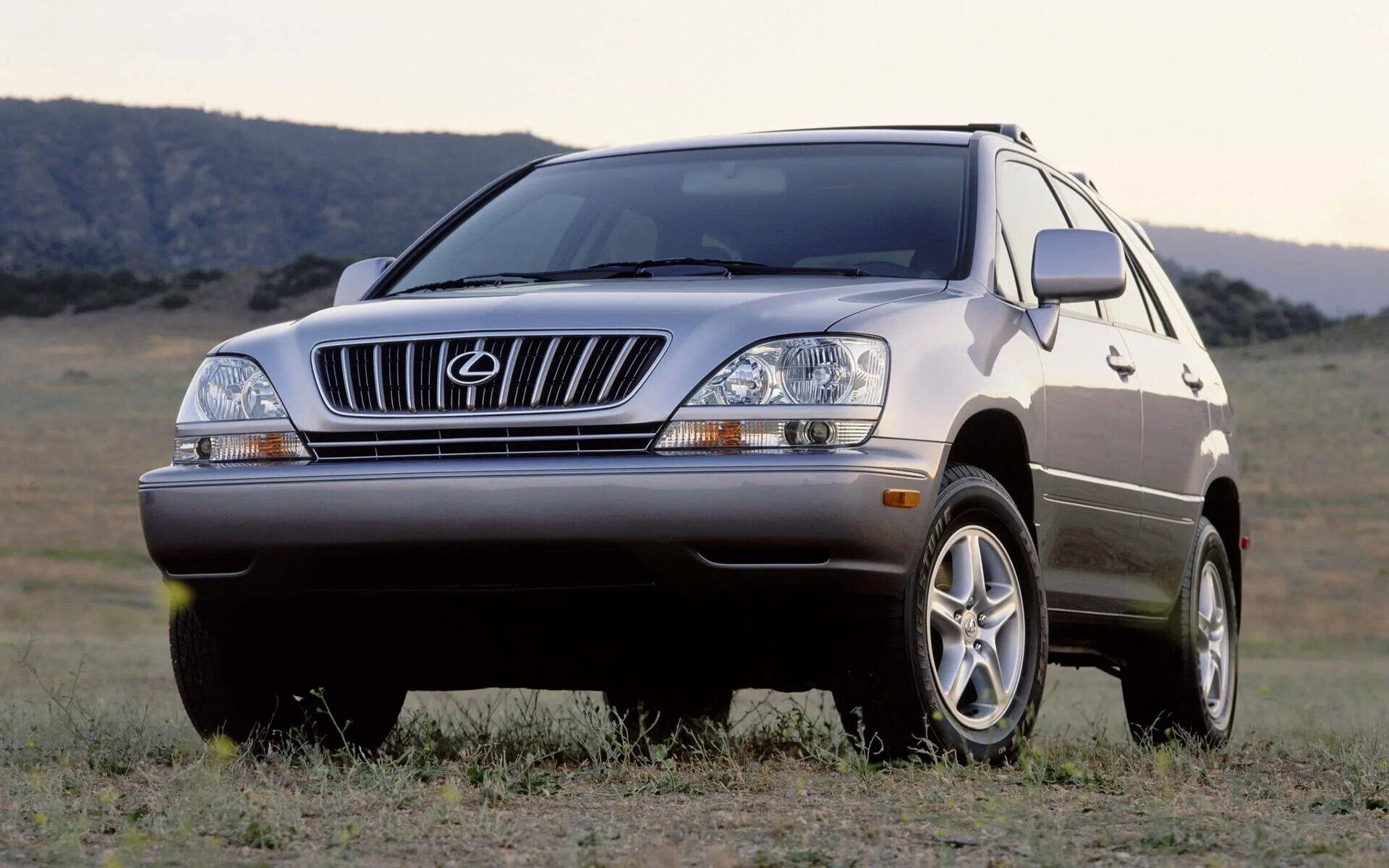 Лексус рх 2000 года. Лексус rx300 2000. Лексус РХ 300 1. Lexus 300 rx300. Lexus РХ 300.