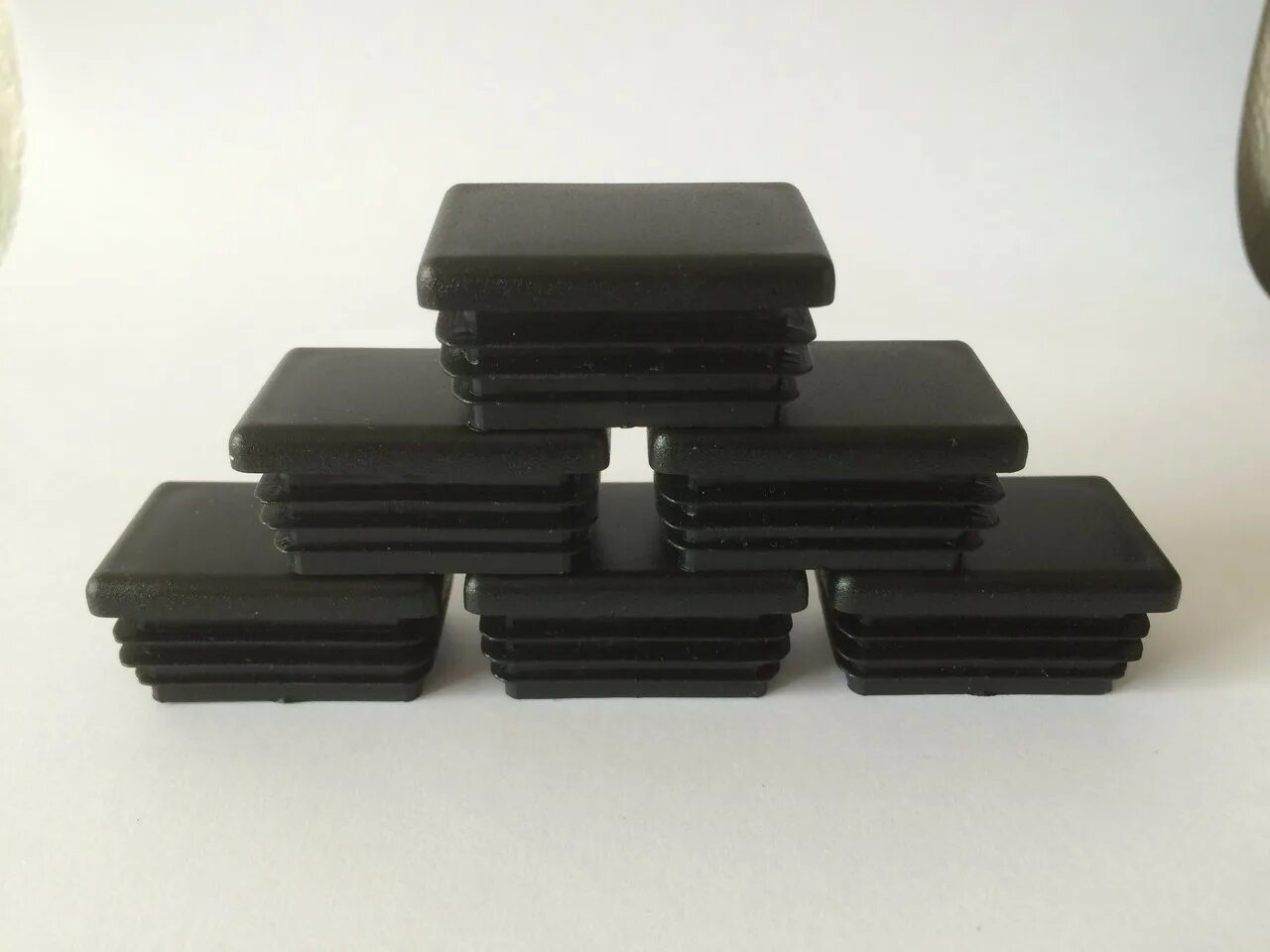 навершие для профильной трубы 80 80. заглушка 40х40 aisi 304. заглушка htm pp 40мм. заглушка наружная 60х40 для профильной трубы. металлические заглушки для профильной трубы.