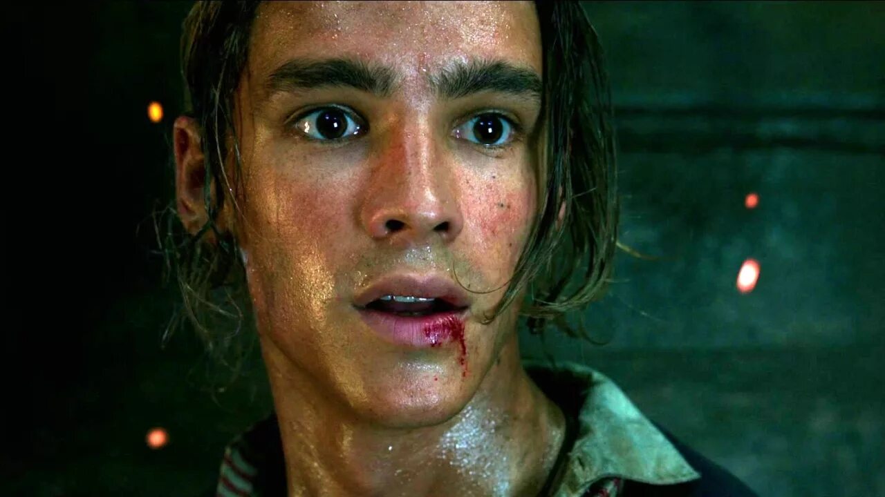 Джейкоб элорди фильмы пираты карибского моря. Джейкоб элорди пираты карибского моря петух. Джейкоб элорди пираты карибского. Джейкоб элорди пираты карибского моря. Джейкоб элорди пираты карибского.