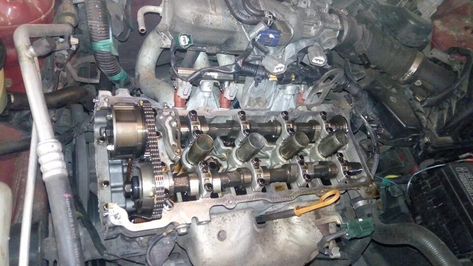 Замена маслосъемных колпачков на Ниссан Примера 1.8 - DRIVE2