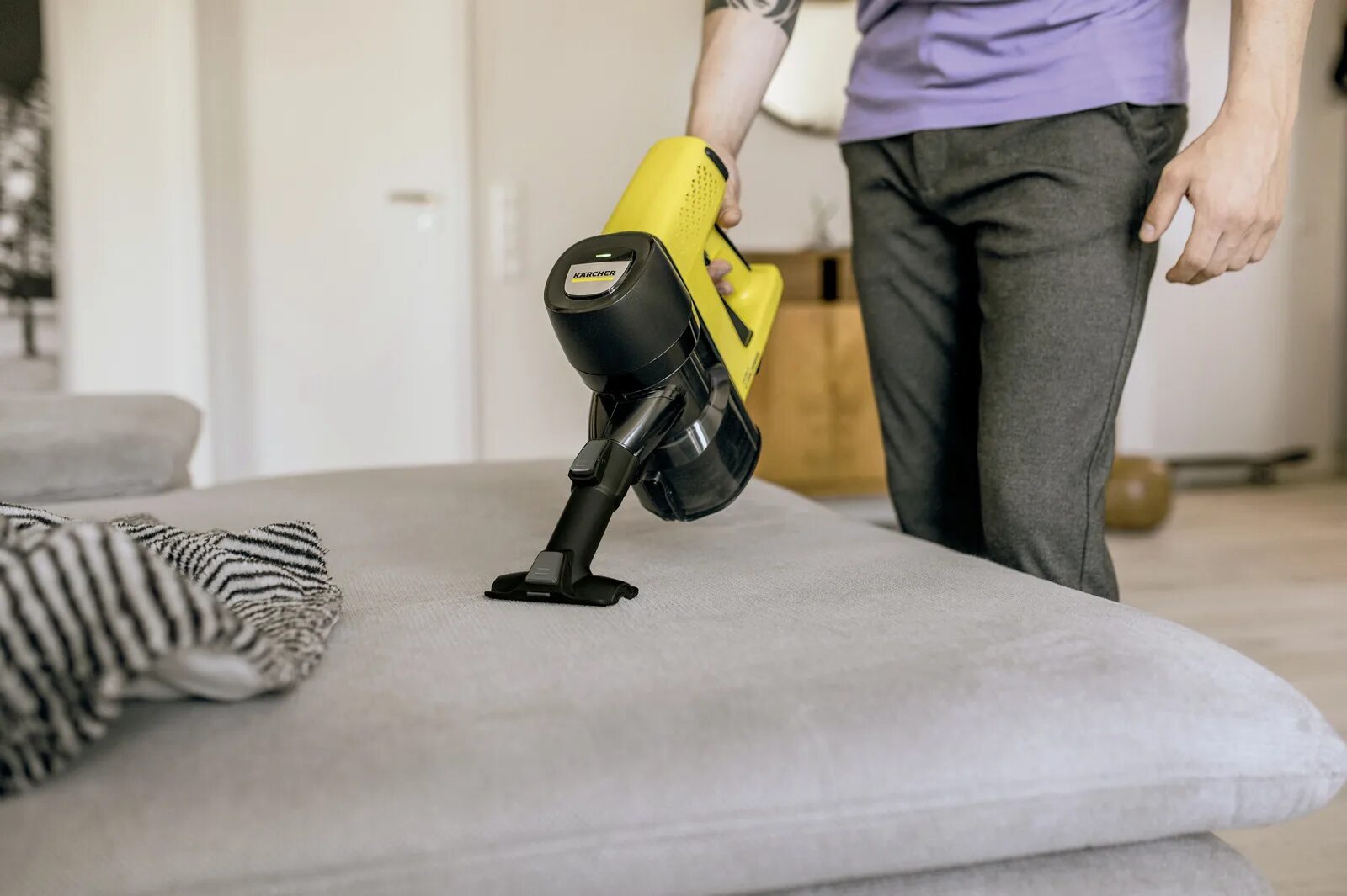 Пылесос Karcher VC 4 Cordless myhome. Вертикальный пылесос Karcher VC 4 Cordless Premium myhome. Аккумуляторный пылесос VC 4 Cordless myhome. Вертикальный пылесос Karcher VC 6.