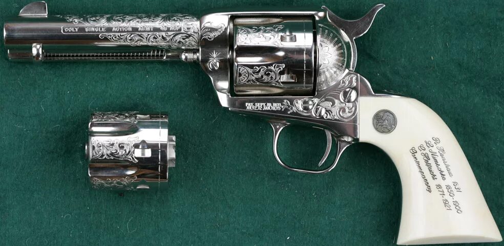 Army singles. Colt 1873 single action army с гравировкой. револьвер кольт 1873 с гравировкой. colt 1873 с гравировкой. colt peacemaker 1873.