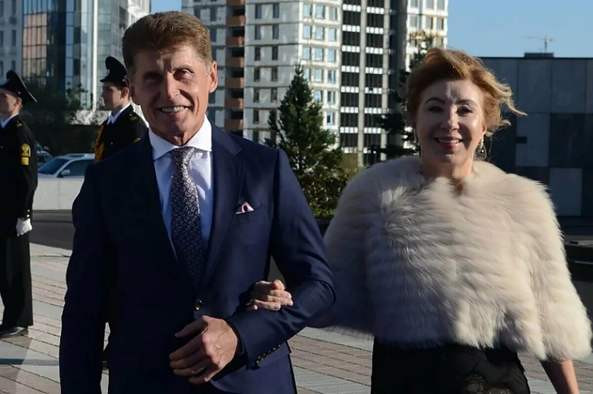 Жена кожемяко. Семья кожемяко олега николаевича. Жена кожемяко. Жена олега кожемяко. Жена кожемяко.