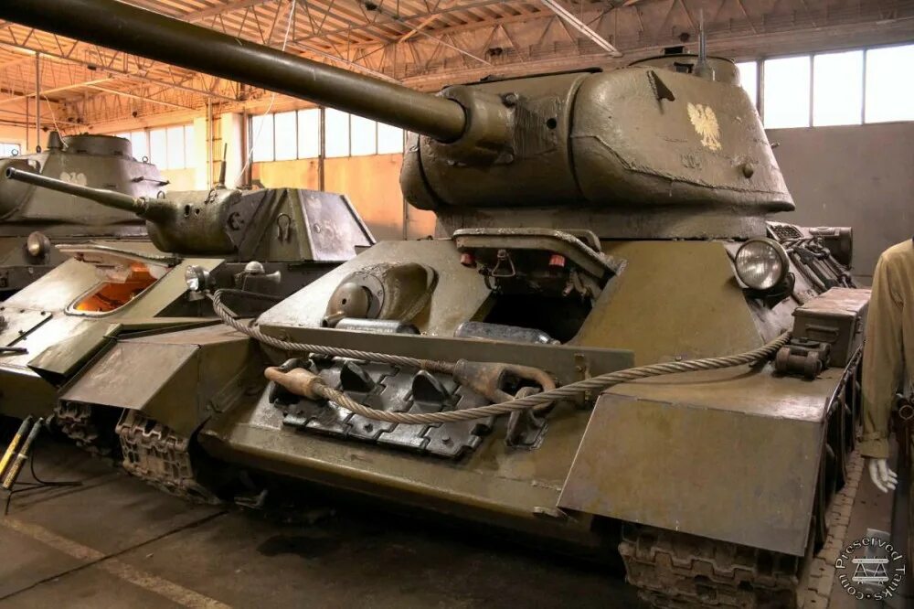 Шерман с башней т 34. Т 34 б 2. Т 34 б 2. Танки hd обои. Танк т-34-85.