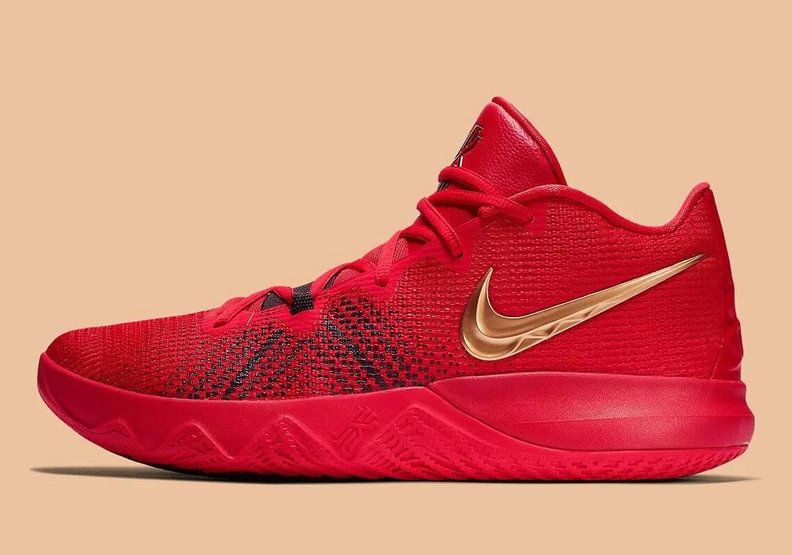 Nike Kyrie Flytrap Red Gold. Nike Flytrap 3. Кайри 3 баскетбольные кроссовки. Nike Flytrap 1. Найк кайри