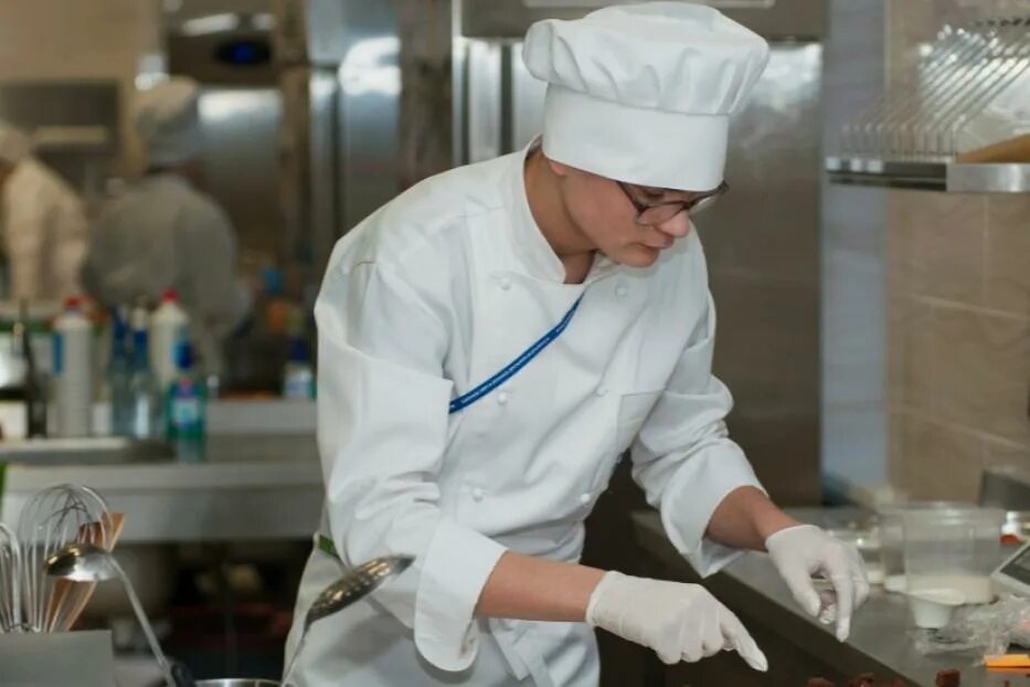 Повар в столовой. Конкурс поваров школьных столовых. Повар worldskills. Повар колледж. Стипендия.