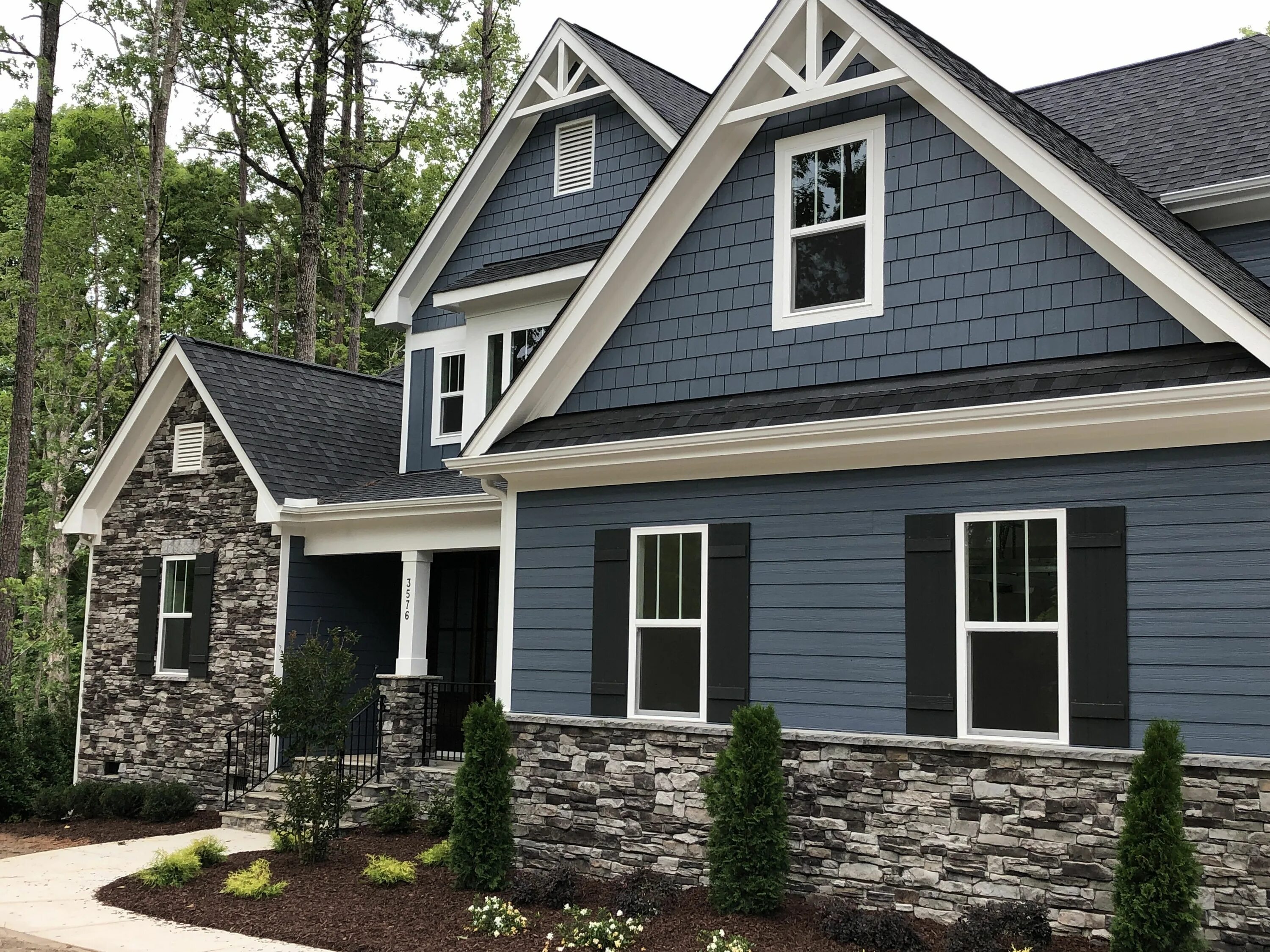 Blue grey exterior paint sherwin Williams granite peak #interiorpaintcolorsschem