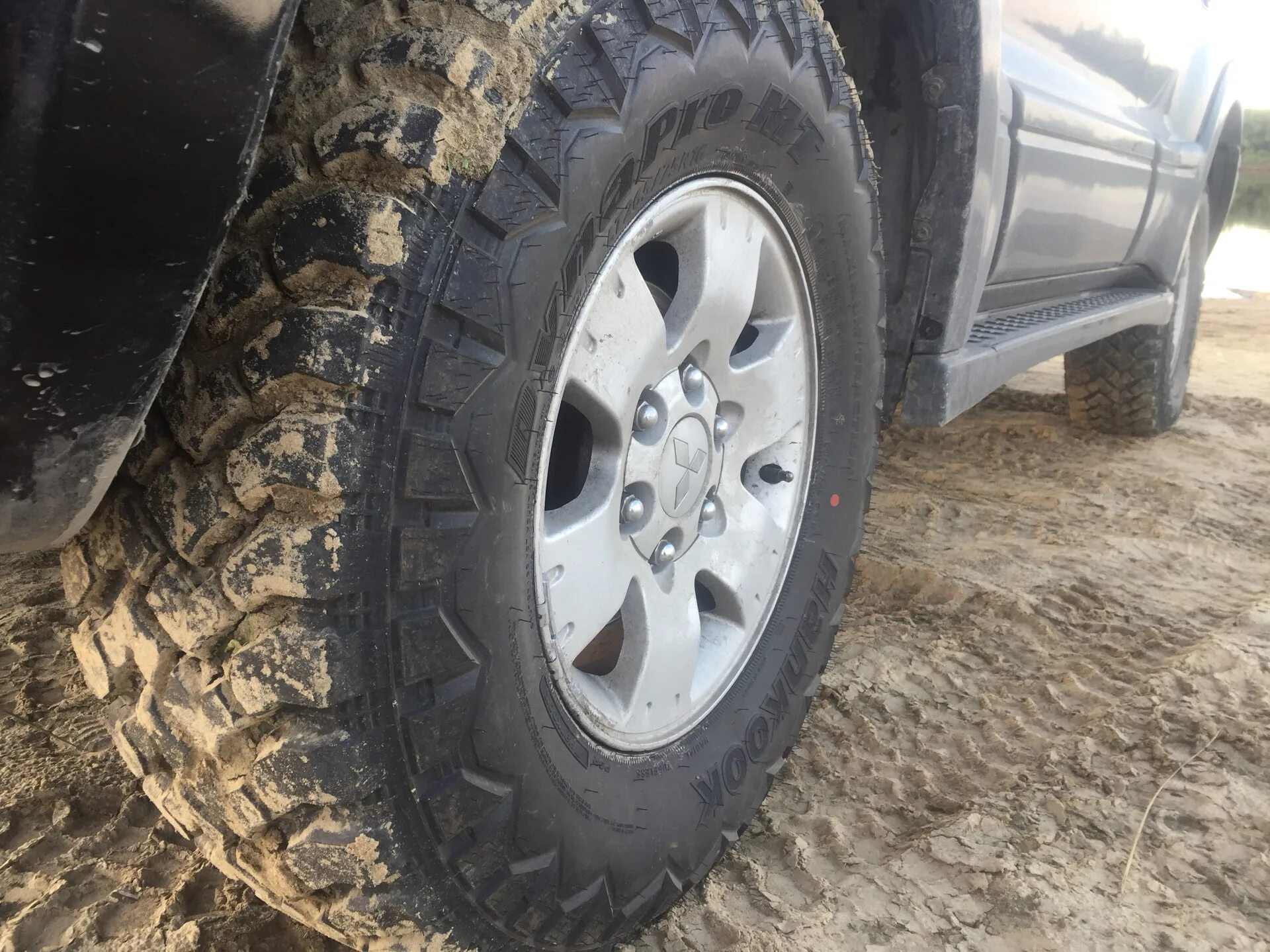 Шины 265 75 16 мт. Hankook dynapro mt 26575 r16. dynapro mt rt03 нива шевроле. hankook dynapro mt 2 26575 r16. hankook dynapro mt rt03 21575 r15 на ниву.