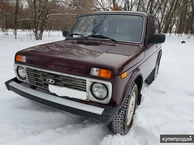 Нива нижний новгород. Ваз 2121 нива бежевая. Нива на 31х колесах. Решетка радиатора нива титан. Ваз 2121 нива 1986.
