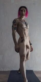 Famous tik tokers nudes.