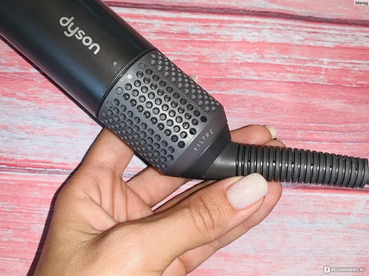 Чистка фильтра стайлера dyson. Сетевой шнур стайлера dyson. Как почистить фильтр дайсон стайлер. Фен дайсон шнур. Как разобрать фен dyson.