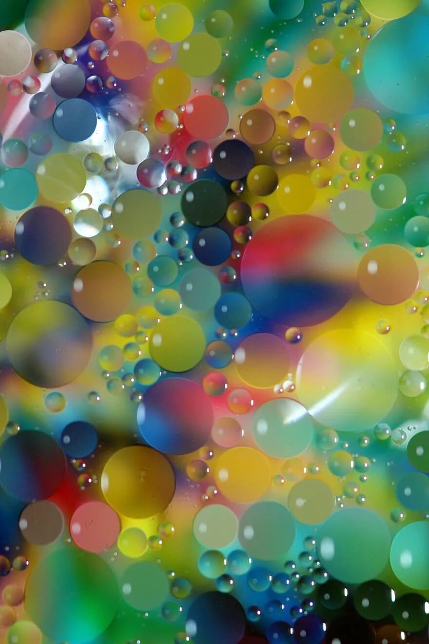 Разноцветные пузырики. Радужные пузыри. Цветные пузыри. Воздушные пузыри.