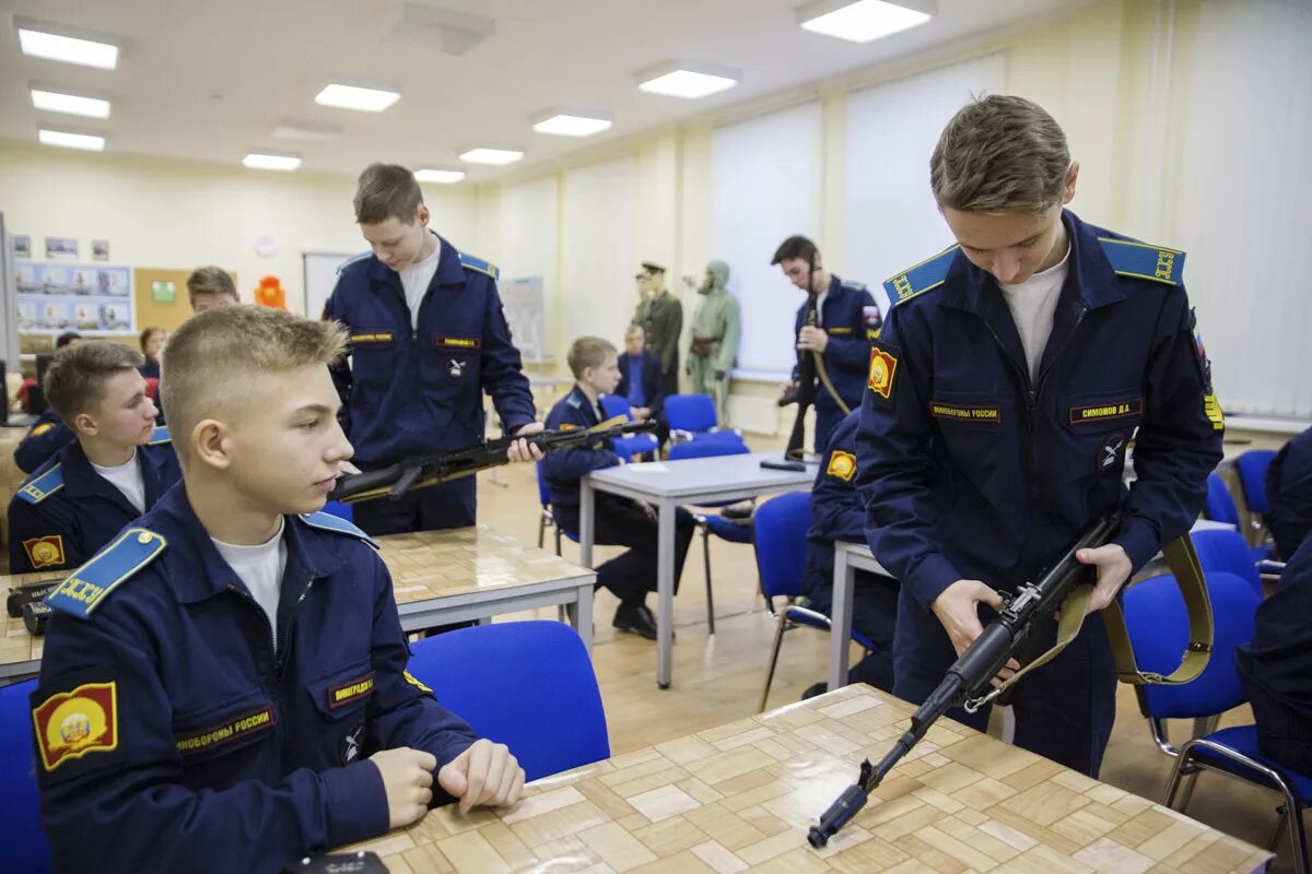 Сайт училище кемеровского. Президентский кадетский корпус Кемерово. Тюменское президентское кадетское училище Тюмень. Тюменское военное кадетское училище. Президентское кадетское училище Кемерово внутри.