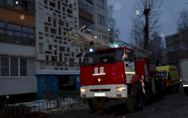 Что горит на химмаше сейчас саранск. Пожар в саранске сегодня на химмаше. происшествия саранск пожар. пожар в мордовии вчера.