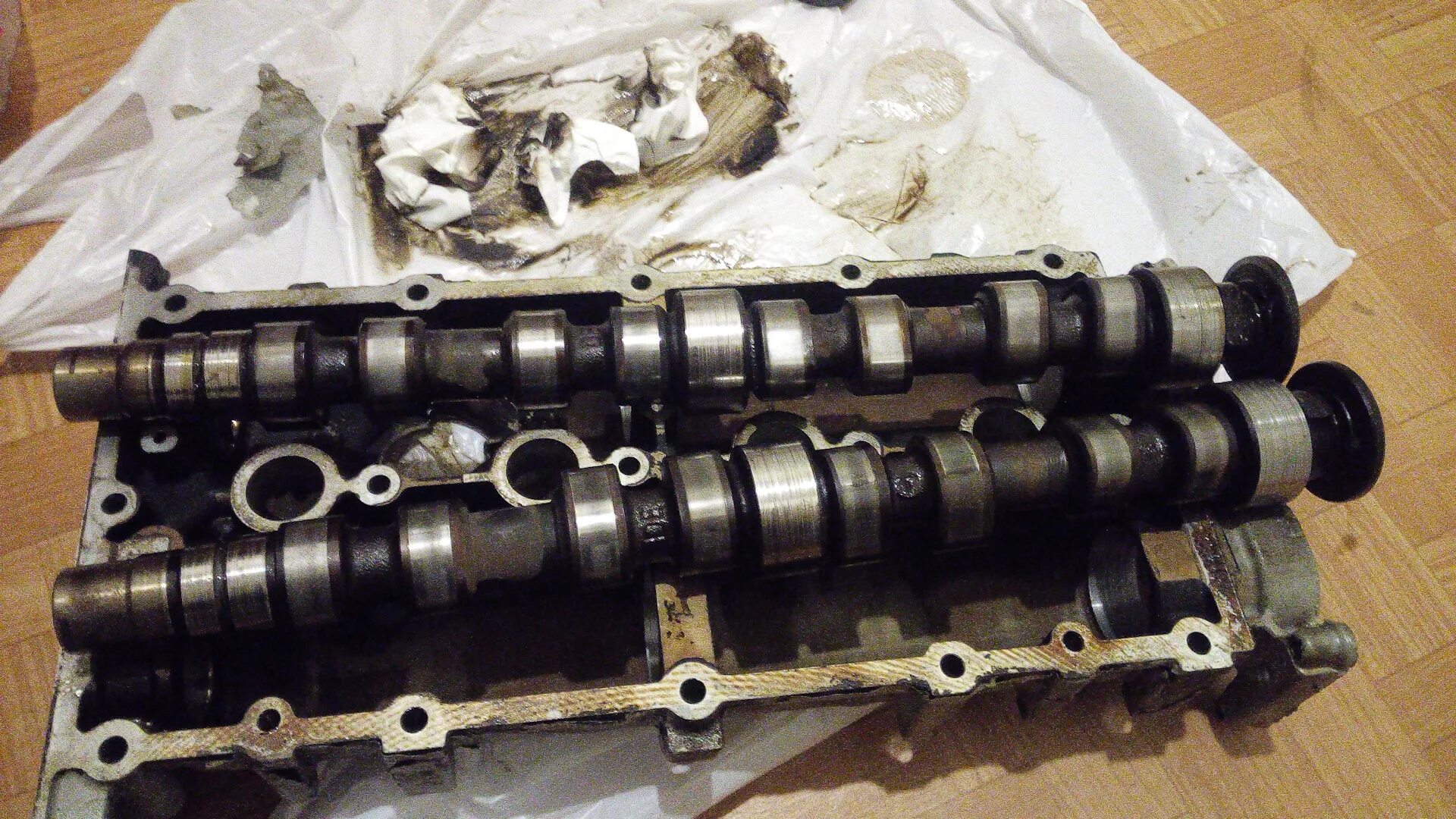 Распредвалы двигателей фольксваген. 6. 8t. 6. 2.