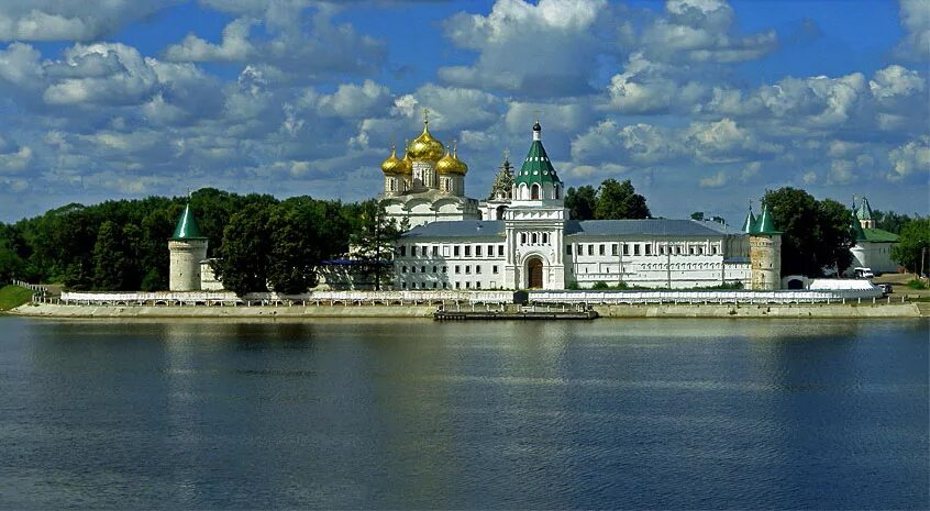 кострома город золотого. золотое кольцо россии кострома ипатьевский монастырь. города россии. кострома город золотого. кострома город золотого кольца россии достопримечательности.