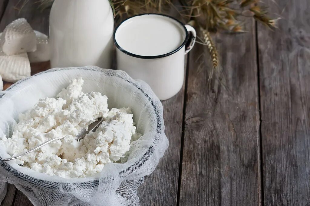 In Ishim opened a new enterprise of the food industry. In a small shop, milk is 