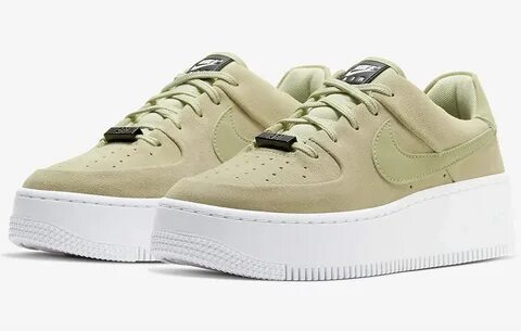 Nike air force olive