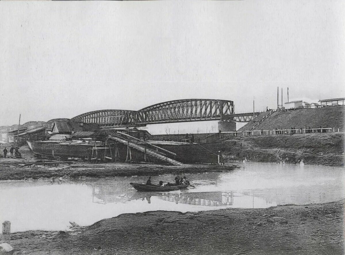 Новониколаевск мост через Обь. Новониколаевск 1893 год. Ново-Николаевск (1893 - 1900). Поселок Мостостроителей.. Новониколаевск Новосибирск 1893 поселок Мостостроителей. Старая обь