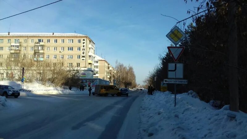 Город реж Свердловской области. Город реж Свердловской области фото. Лесотерапия в реже Свердловской области. Ночной город реж Свердловская область.