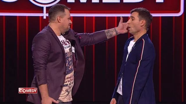 Comedy дуэты. Дуэты камеди клаб. comedy club дуэт. дуэт на тнт в камеди. камеди дуэт из москвы.