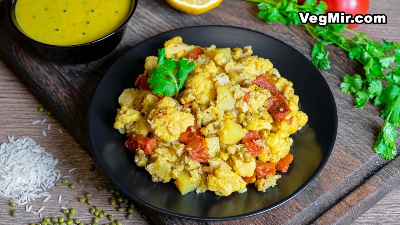 Кичари рецепт с машем. Каша кичари. кичари аюрведа. маш кичари. кичри рецепт с машем.