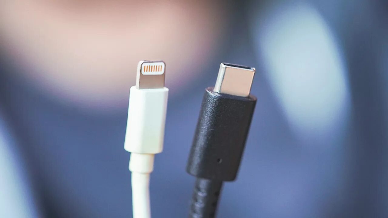 Тайпси андроид. Apple USB C Lightning. Разъем тайп си эпл. Тайп си Лайтинг. Разъем Apple Lightning.