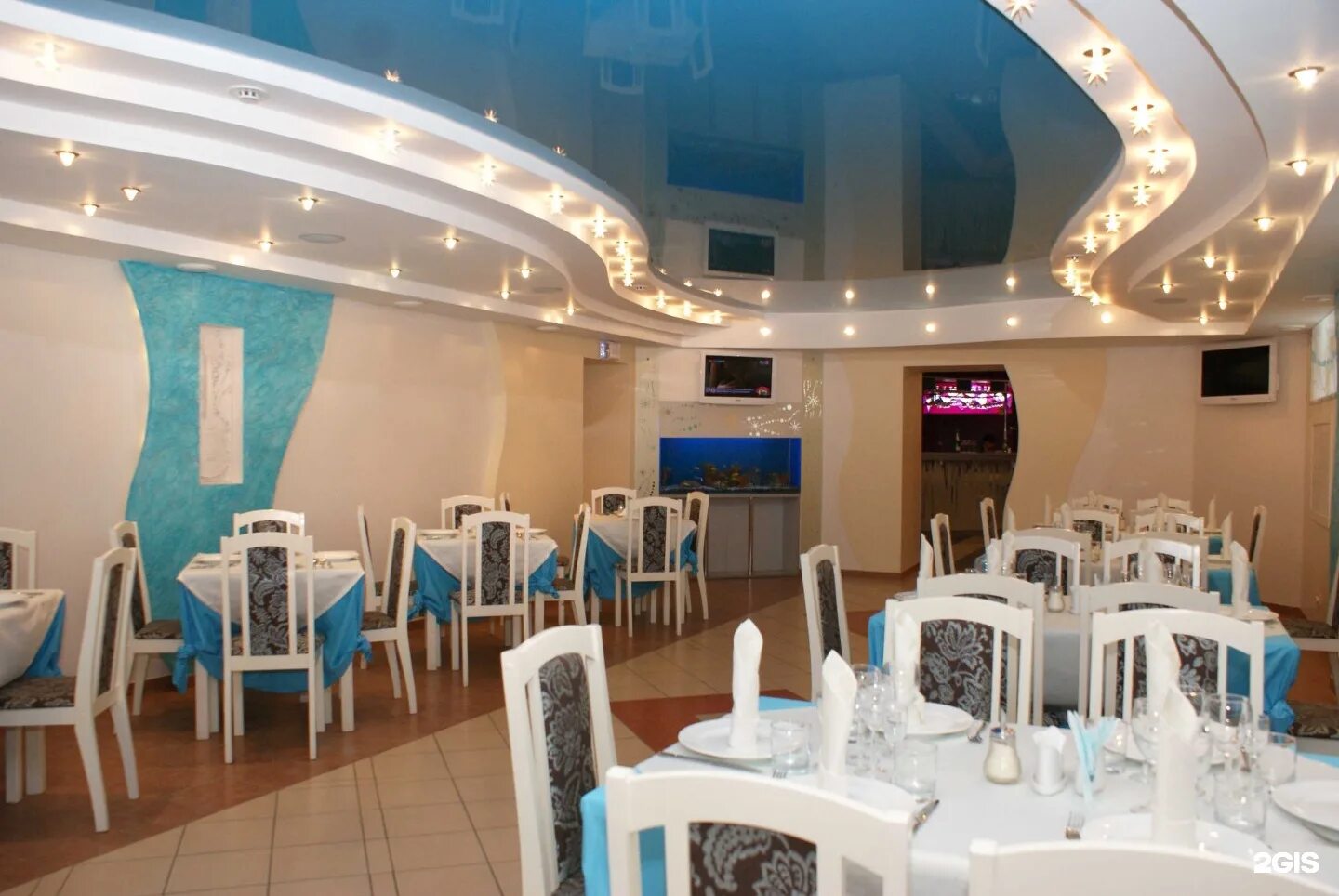 Северный блюз. Кафе блюз канск. Фёдор чистяков и группа ноль. Атлантида кафе ульяновск. Кафе на северном.