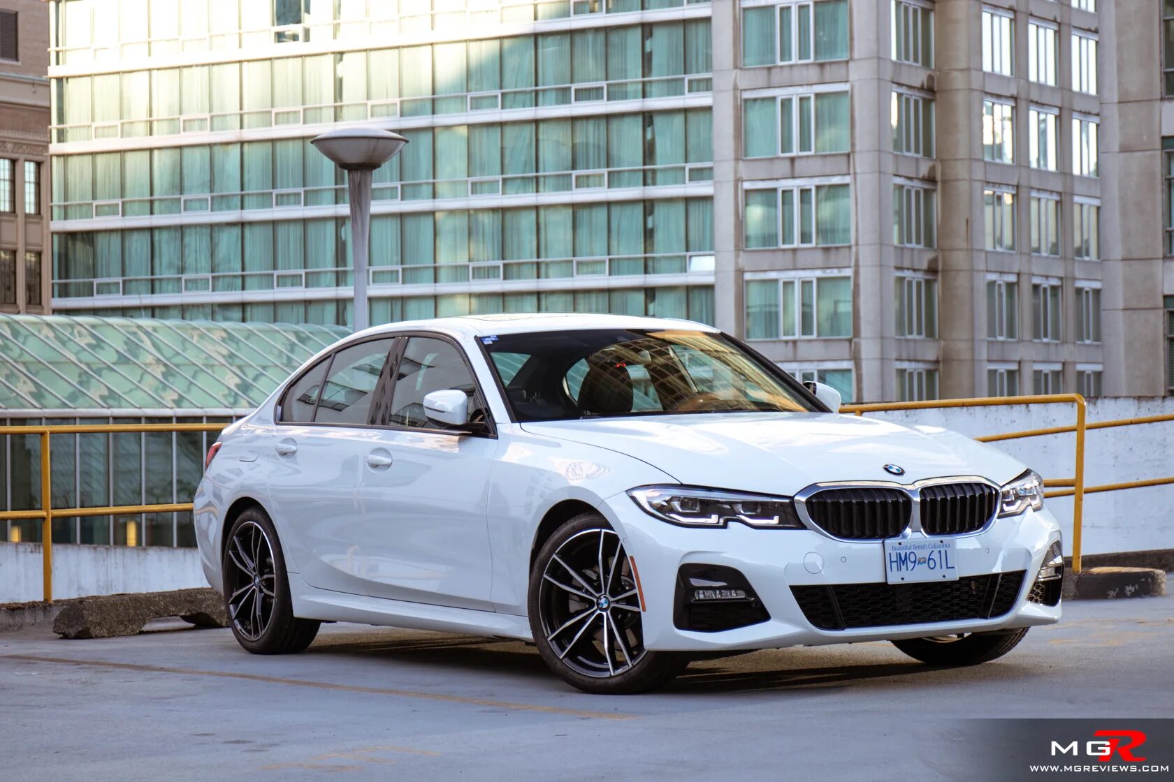 Бмв 320d xdrive 2020. Bmw 330 xdrive. Bmw 3 330i. Bmw 330i xdrive. Bmw 320d xdrive.