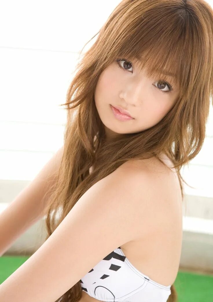 Япония молодая 18. Ai shinozaki-японская модель. Нозоми сасаки айдол. Аки хошино 18 +. Огура, юко 18.