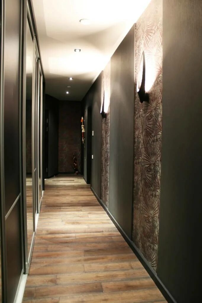 Длинный коридор. Длинный узкий коридор. Веселый коридор в квартире. Очень длинный коридор. Очень длинный коридор.