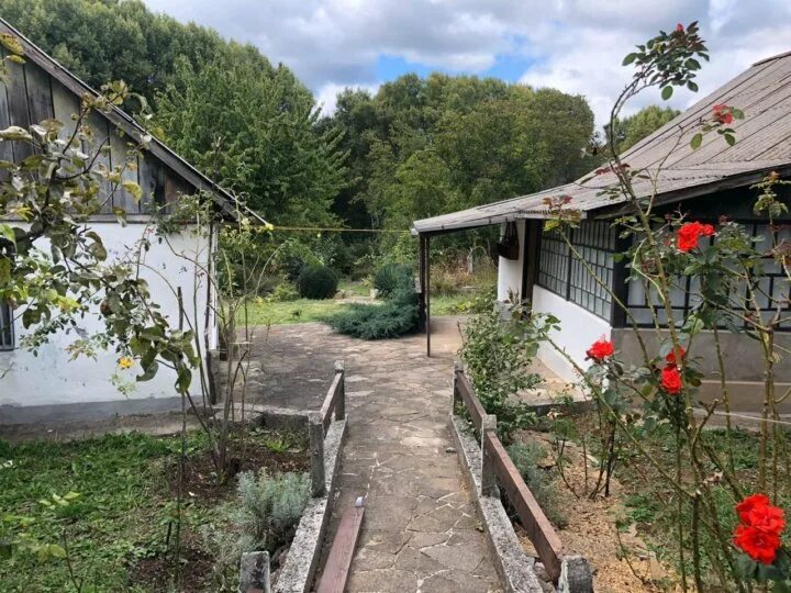 Авито бахчисарайский. Село зеленое Бахчисарайский район. Бахчисарай недвижимость. Бахчисарай Крымская 43. Село Цветочное дом 43 Крым.