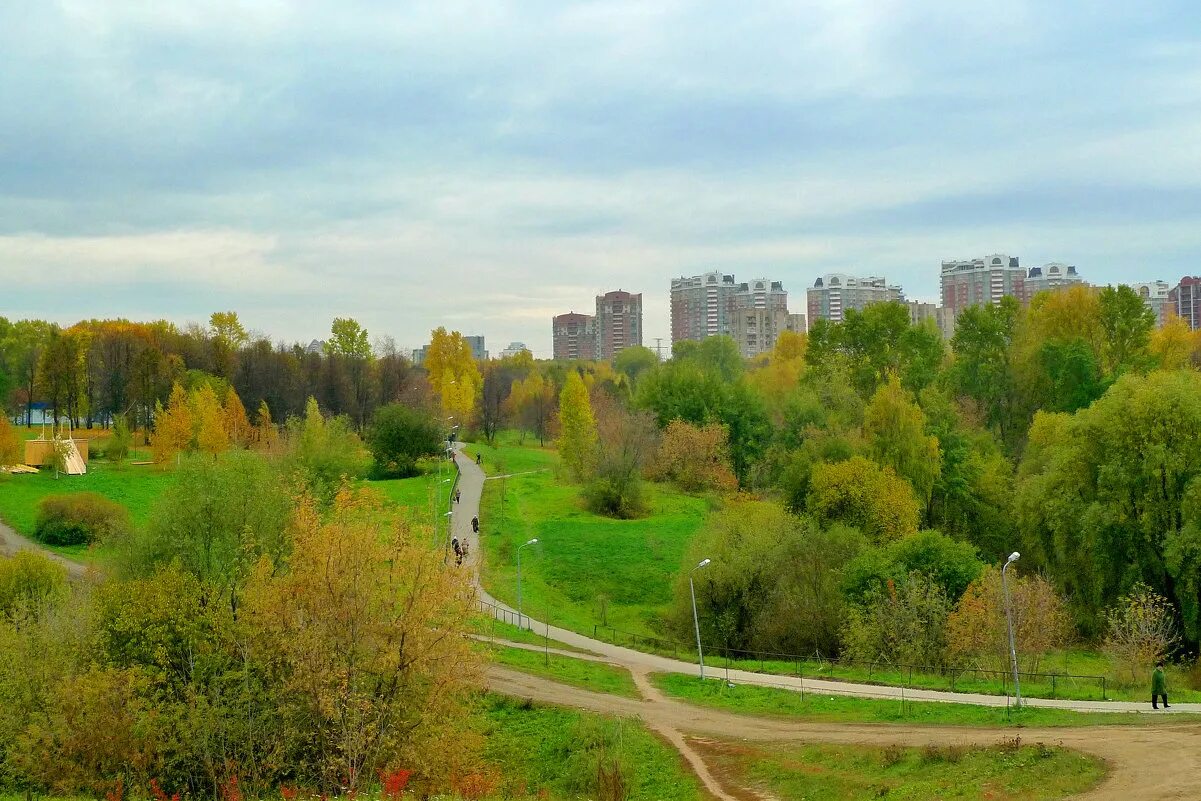 Раменки проспект вернадского. Парк раменки москва. раменки мичуринский проспект. мичуринский проспект парк. проспект вернадского парк.