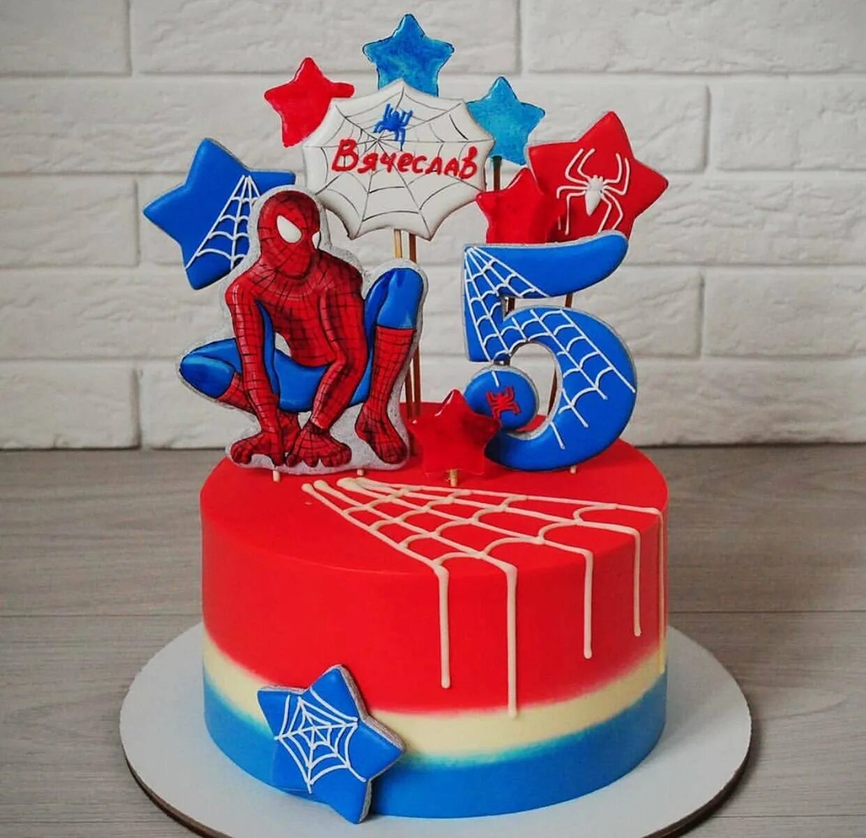 Торт с человеком пауком для мальчика 5 лет без мастики
