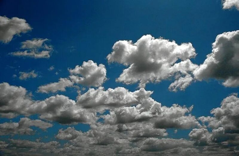 Облака бегут быстрей. Облака плывут. Бегущие по небу облака. Облаком по небу. Тучи по небу.