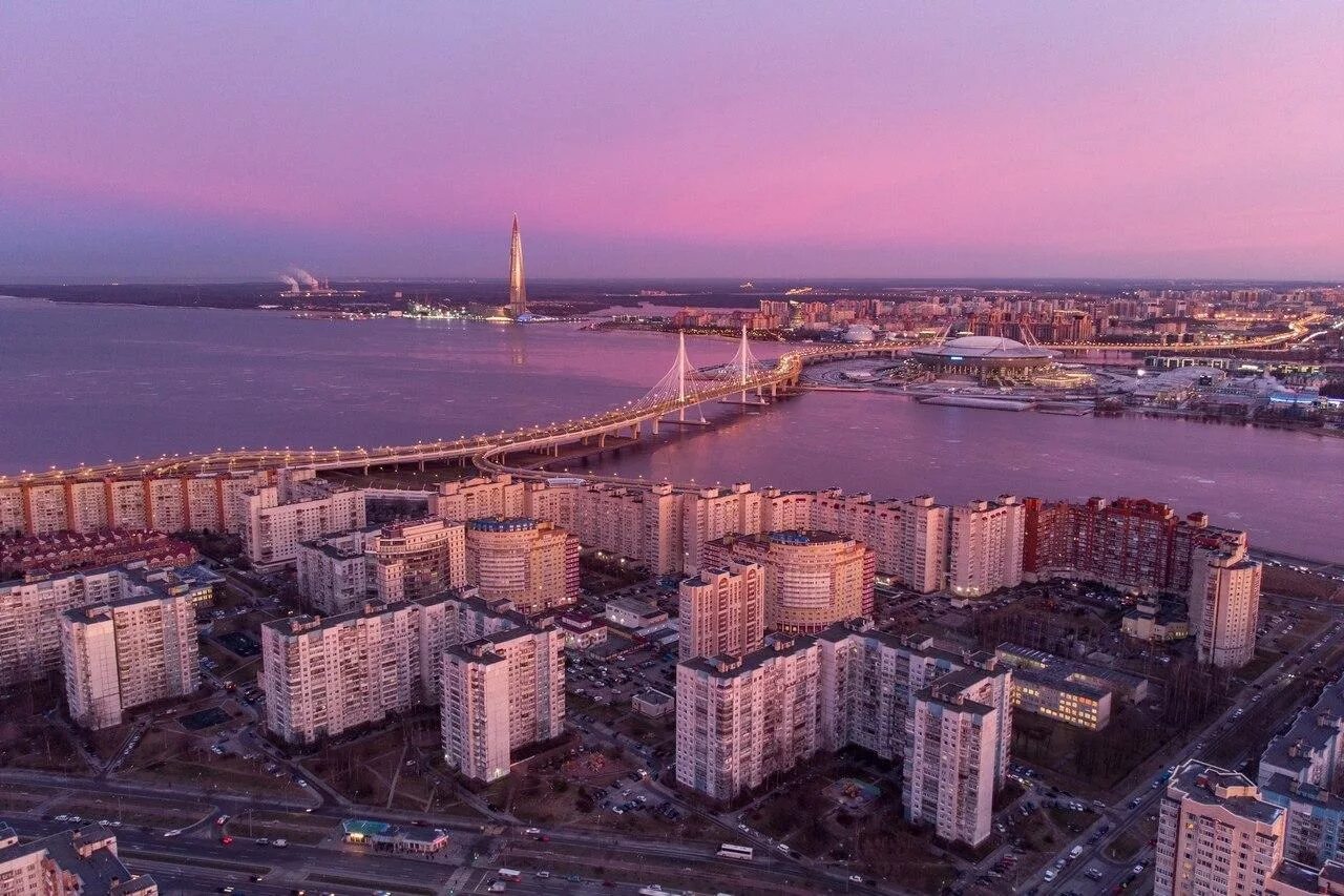 Мойка в приморском районе спб. Васильевский остров Приморская. Васильевский остров улица Кораблестроителей. Приморский район Санкт-Петербурга. Санкт-Петербург Васильевский остров ул Кораблестроителей.