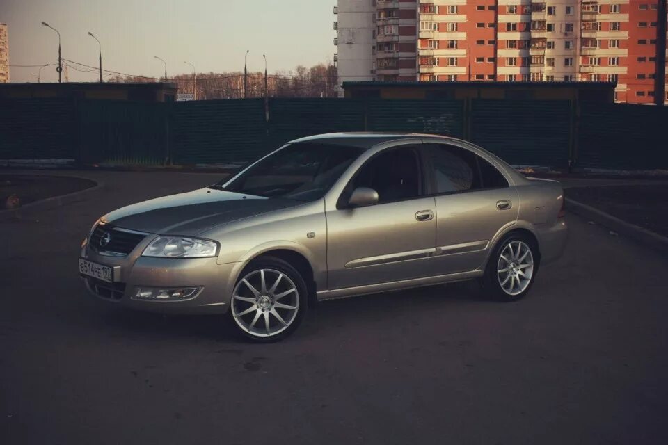 Альмера Классик r17. Nissan Almera Classic на 17 дисках. Ниссан Альмера Классик r15. Альмера Классик r18.