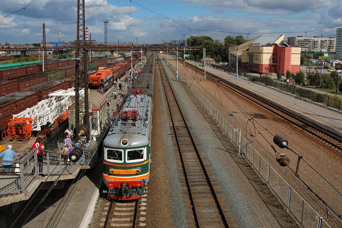 платформа четырех 1925. жд станция ростов западный. станция запад. трентон жд вокзал. West station.