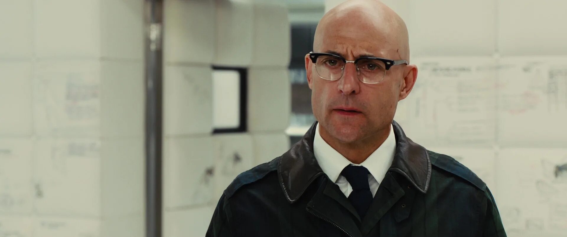 Кингсман 2 трейлер. Kingsman фильм 2022. Колин ферт кингсман. Элвис из кингсман. Фильм кингсман золотое кольцо.